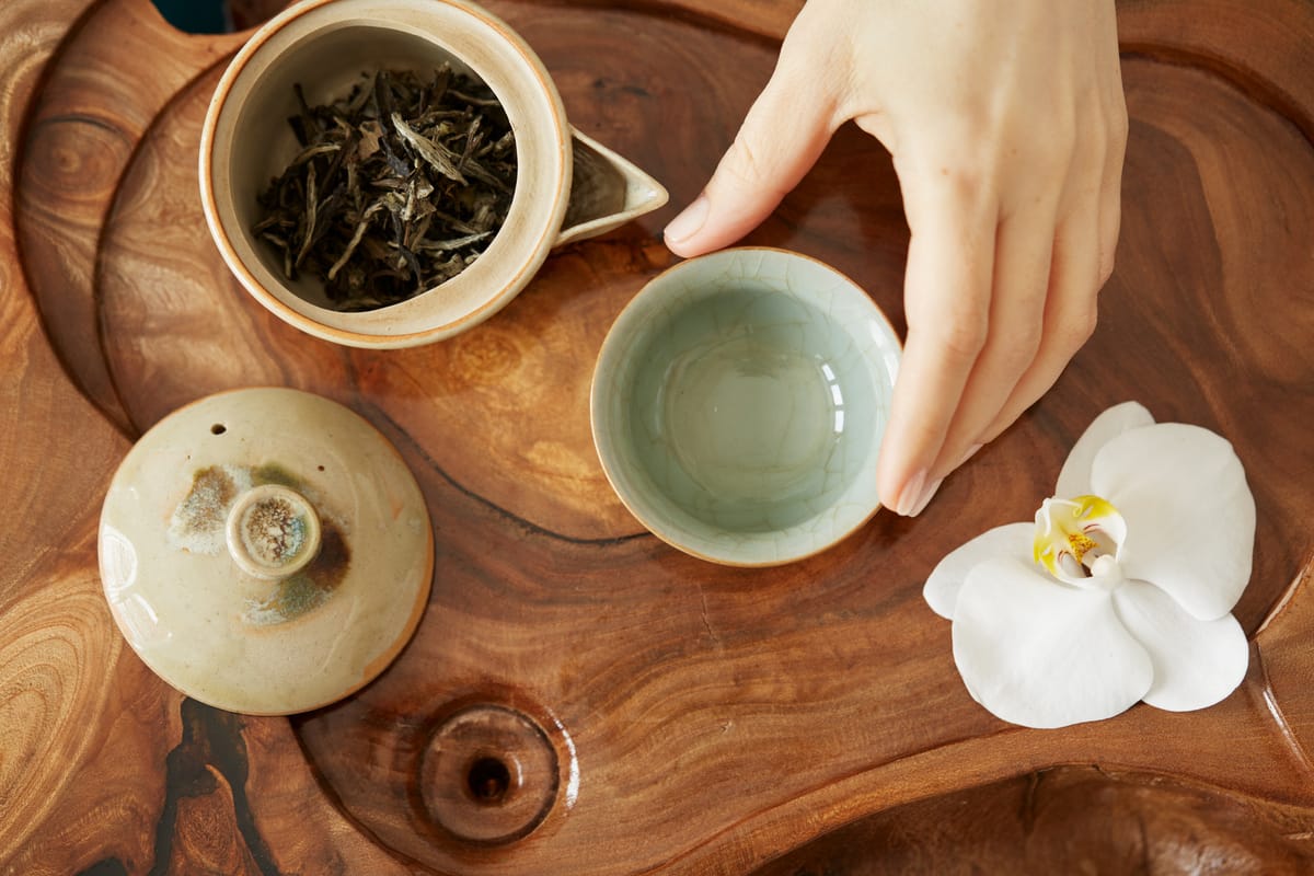 Green Tea Benefits Explained: Energy, Skin Health & How to Brew It Properly