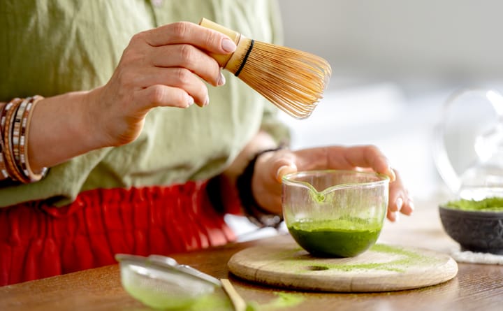 Matcha Tea Explained: Why This Bright Green Drink Is Taking Over the Wellness World (and How to Prepare It at Home)